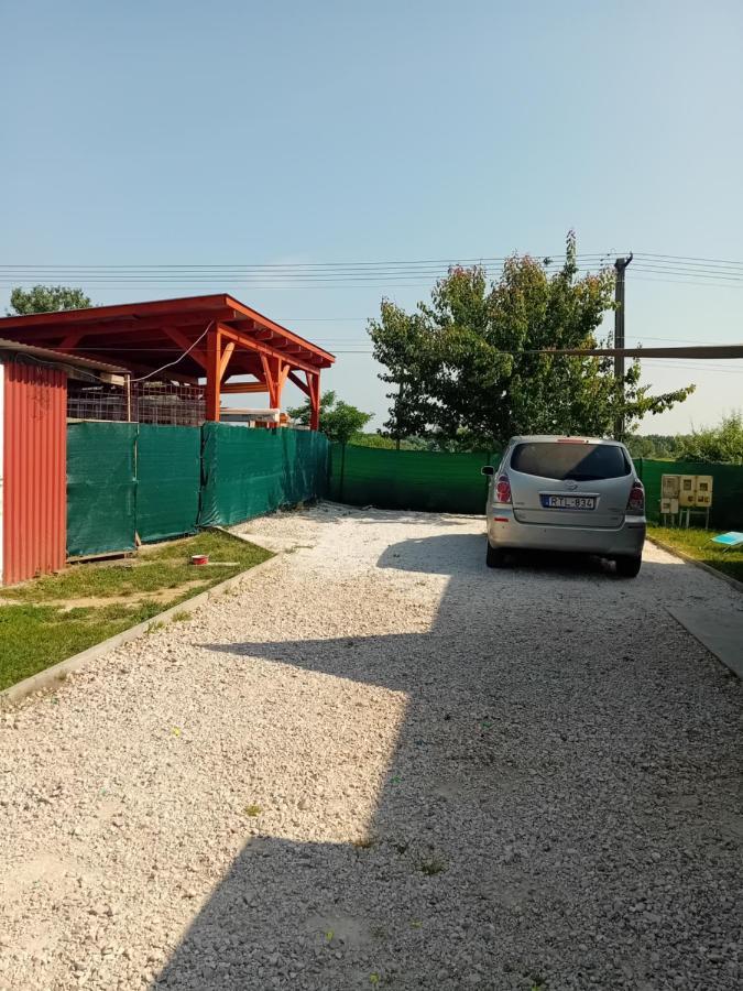 Koetel Utcai Vendeghaz Villa Balatonkeresztúr Екстериор снимка